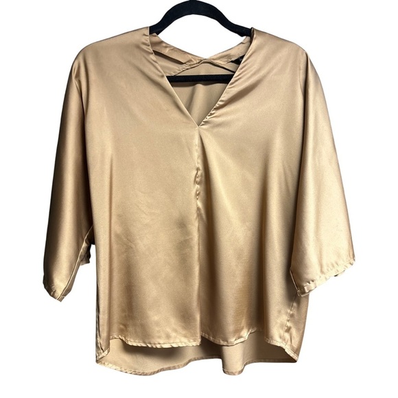 Banana Republic Tops - BANANA REPUBLIC Loose Fitting Shortsleeve Blouse Sz XS *Like New*